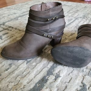 Mossimo booties
